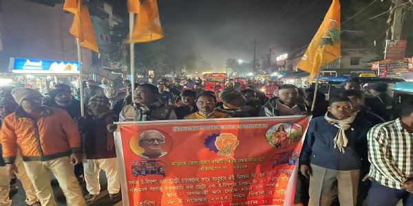 गोपीबल्लभपुर में टोटो चालकों का प्रदर्शन, सड़क पथावरोध