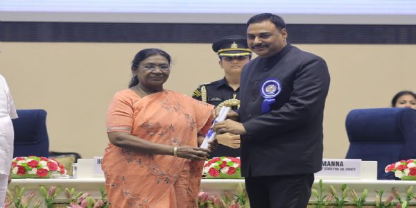 छठवें नेशनल वाटर अवॉर्ड में मीरजापुर नंबर-1, जल संरक्षण जनभागीदारी के लिए मिला सर्वोच्च सम्मान