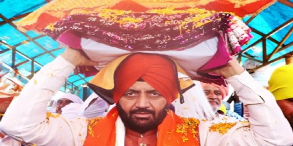 श्री गुरु तेग बहादुर जी के बलिदान को समर्पित चौथी नगर कीर्तन यात्रा के साढौरा से शुभारंभ समय मुख्यमंत्री नायब सिंह सैनी। श्री गुरु तेग बहादुर जी के बलिदान को समर्पित चौथी नगर कीर्तन यात्रा के साढौरा से शुभारंभ समय मुख्यमंत्री नायब सिंह सैनी।