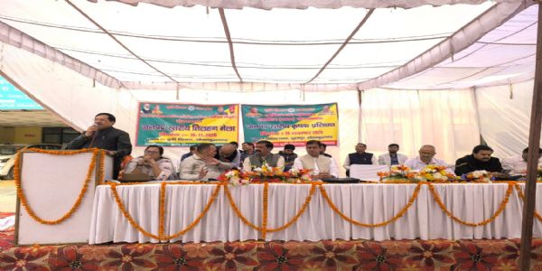 महिला आयोग सदस्य ने बादलपुर में दिया सशक्तीकरण का संदेश