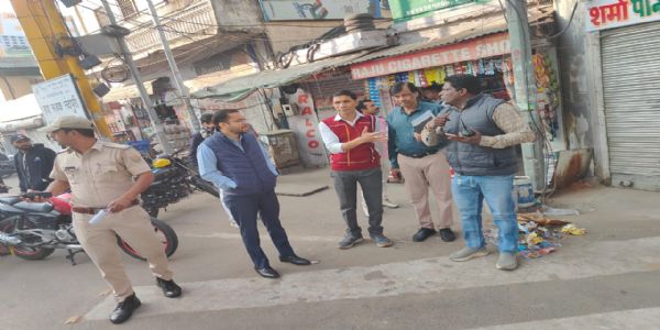 सफाई व्यवस्था में लापरवाही बरतने पर तीन अधिकारियों पर गिरी गाज