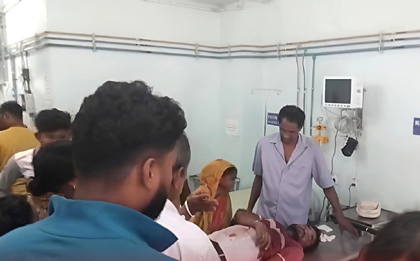 पूर्व मेदिनीपुर में बिजली के खंभे से गिरकर हुई मौत पूर्व मेदिनीपुर में बिजली के खंभे से गिरकर हुई मौत