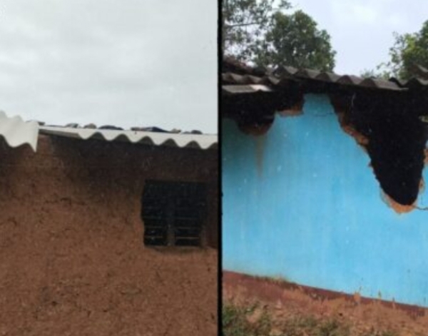 हाथियों द्वारा तोडे गया घर