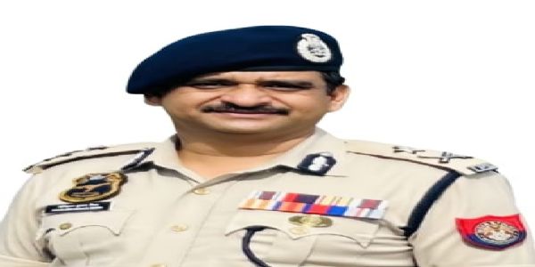 आईपीएस अखिलेश सिंह