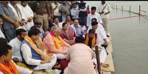 वित्तमंत्री सुरेश खन्ना ने किया ढाई घाट पर लगने वाले मेले का उद्घाटन, गिनाई उपलब्ध्यिां