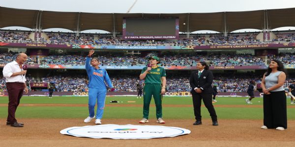 महिला विश्व कप फाइनल: दक्षिण अफ्रीका ने जीता टॉस, भारतीय टीम करेगी बल्लेबाजी