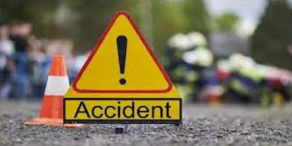 घाटाल में दो मोटरसाइकिलों की आमने-सामने टक्कर, तीन युवक घायल