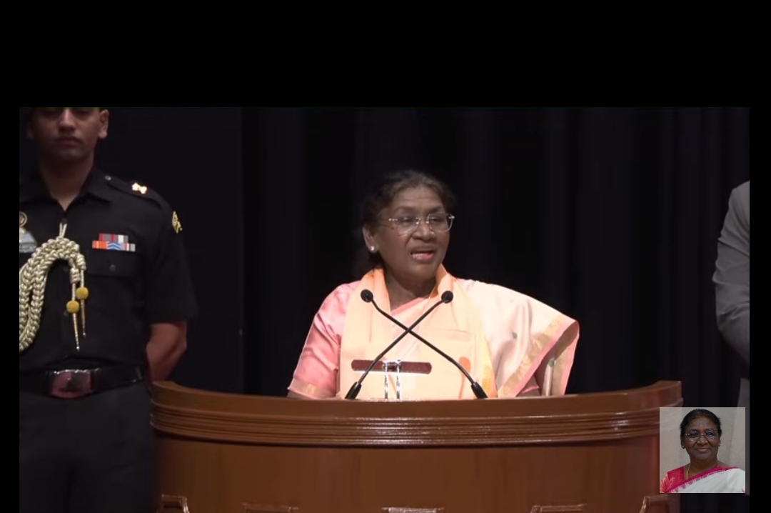 राष्ट्रपति द्रौपदी मुर्मु  हरिद्वार पतंजलि विश्वविद्यालय के द्वितीय दीक्षांत समारोह को संबोधित करती। राष्ट्रपति द्रौपदी मुर्मु  हरिद्वार पतंजलि विश्वविद्यालय के द्वितीय दीक्षांत समारोह को संबोधित करती।