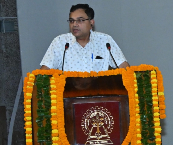 आईआईटी खड़गपुर में आत्मान्वेषण यात्रा भव्य रूपांतरण आईआईटी खड़गपुर में आत्मान्वेषण यात्रा भव्य रूपांतरण