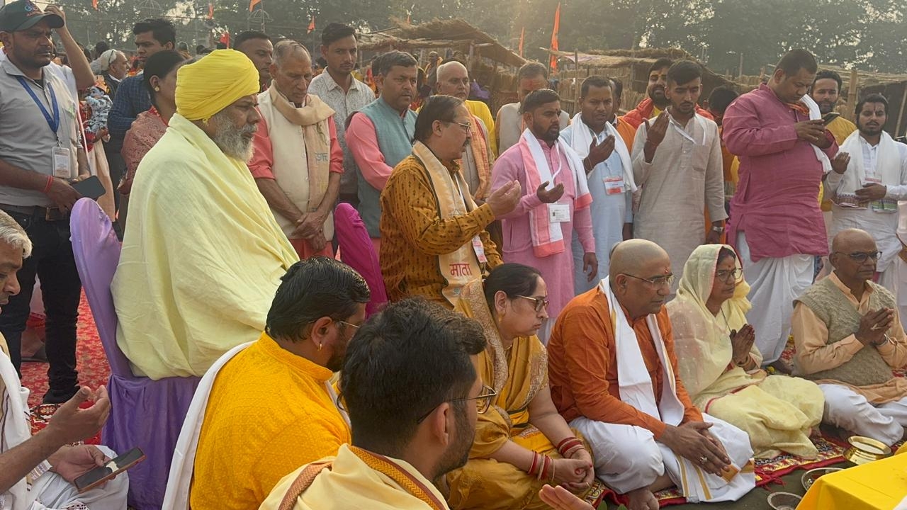 सरयू  तट कलश पूजन और यात्रा