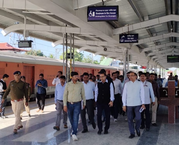 NFR General Manager Inspecting Redeveloped Kamakhyaguri Station; Reviewing Passenger Amenities and Safety Measures. NFR General Manager Inspecting Redeveloped Kamakhyaguri Station; Reviewing Passenger Amenities and Safety Measures.