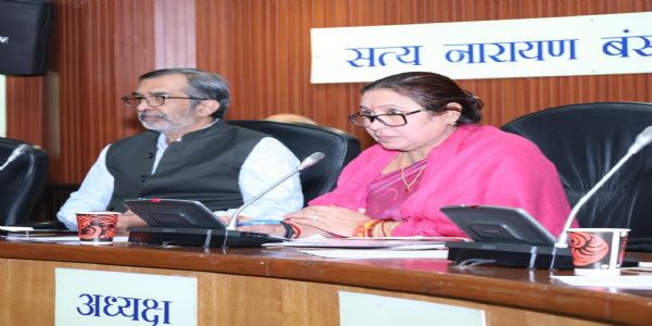 स्थायी समिति की बैठक में नागरिकों के हित से जुड़े कई प्रस्ताव पारित