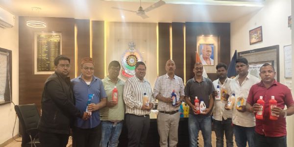 वोकल फॉर लोकल : जांजगीर-चांपा के व्यापारी आगे आए, आदिवासी गोंड समाज के स्थानीय उत्पादों को देंगे बाजार