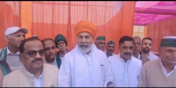 सरकार बात ज्यादा करती है और कम करती है काम : राकेश टिकैत