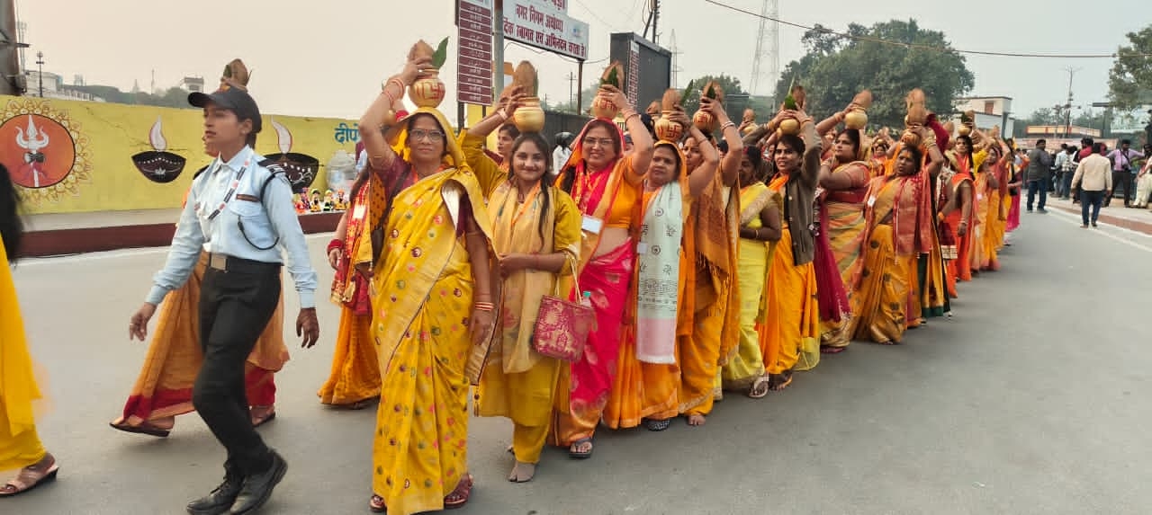 सरयू  तट कलश पूजन और यात्रा