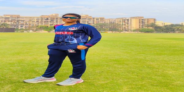 उत्तर प्रदेश की महिला सीनियर टी-20 क्रिकेट टीम में चयनित हुईं मुरादाबाद की क्रिकेटर निशी कश्यप।