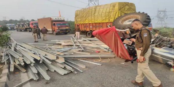 ग्वालियरः जोरासी घाटी पर तेज रफ्तार ट्रैक्टर-ट्रॉली पलटी, तीन लोगों की मौत