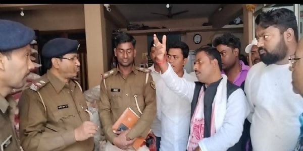 लूटकांड के पीड़ित व्यवसायी से विधायक ने भेंटकर ली घटना को जानकारी