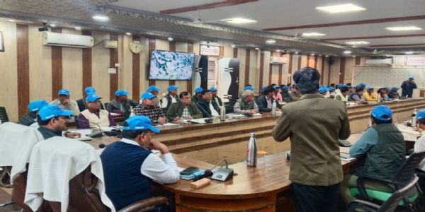 औरैया में कछुओं के संरक्षण के लिए बड़ा फैसला, यमुना नदी के किनारे बनेगी हेचरी