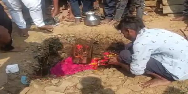 मप्र के सागर जिले में मस्जिद की जमीन में खुदाई के दौरान निकली भगवान राम की मूर्ति