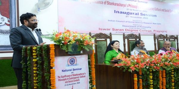 शंकराचार्य का दर्शन बहुआयामी, अत्यंत व्यापक और समावेशी: प्रो. सत्यकाम