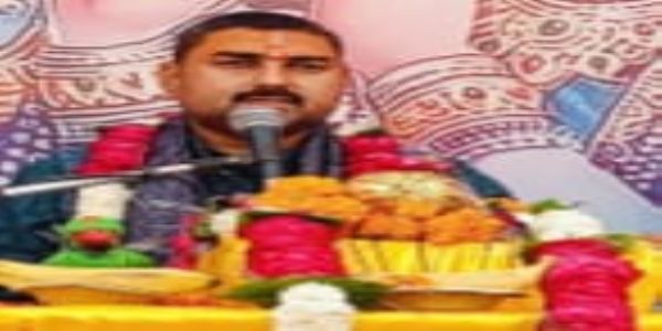 श्रीमद्भागवत कथा में ध्रुव का प्रसंग सुन कर श्रोता हुए मन्त्र मुग्ध