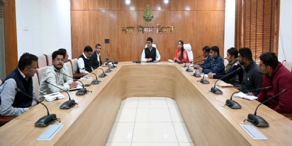 हिसार : डेयरियों से निकलने वाले गोबर से भविष्य में नहीं होगी परेशानी