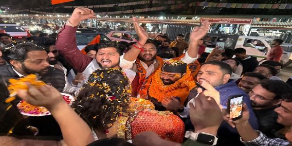 एबीवीपी के राष्ट्रीय महामंत्री डॉ. वीरेंद्र सोलंकी पहुंचे दून, निकाली स्वागत यात्रा