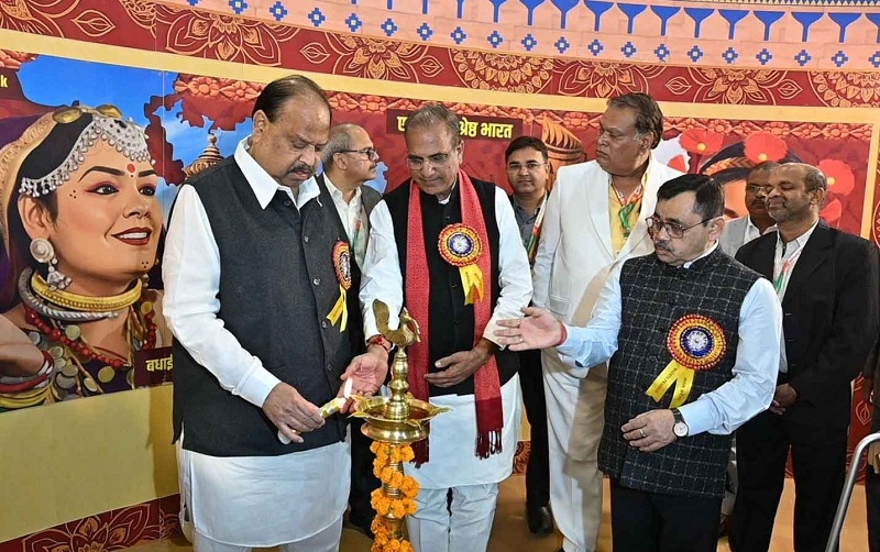 मध्य प्रदेश दिवस का शुभारंभ मध्य प्रदेश दिवस का शुभारंभ