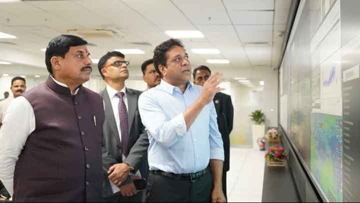 मप्र के मुख्यमंत्री ने हैदराबाद में किया ग्रीन एनर्जी प्रोडक्शन में अग्रणी ग्रीनको कम्पनी का किया भ्रमण