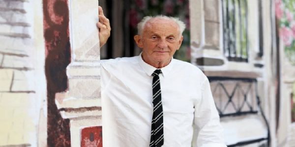 प्रिंसेज डायना के निजी डिजाइनर पॉल कॉस्टेलो का निधन