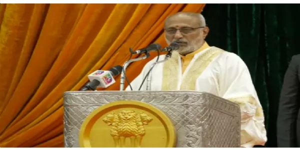 उपराष्ट्रपति पुट्टपर्थी में