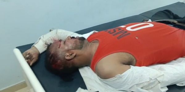 लहलादपुर में तेज रफ़्तार बस ने मोटरसाइकिल सवार दो युवकों को रौंदा