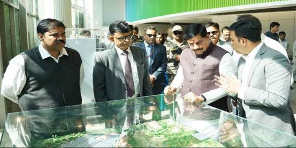 मप्र के मुख्यमंत्री ने हैदराबाद में किया ग्रीन एनर्जी प्रोडक्शन में अग्रणी ग्रीनको कम्पनी का भ्रमण