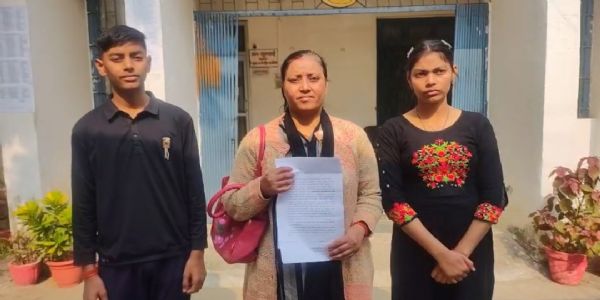 घरेलू हिंसा से परेशान महिला ने एसडीएम से लगाई न्याय की गुहार