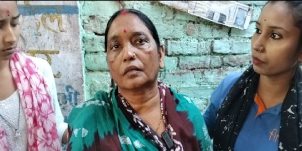 फारबिसगंज फैंसी मार्केट में दो युवकों ने झांसा देकर 1.50 लाख के जेवर उड़ाए