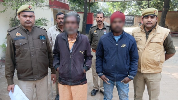 गिरफ्तार तस्करो के साथ देहात कोतवाली पुलिस