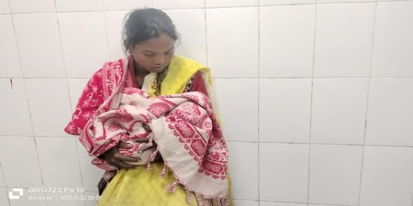 दूसरी शादी करने के लिए पत्नी और बच्चे की हत्या करने की कोशिश, गंभीर