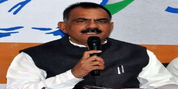 गठबंधन सरकार का काम पच नहीं रहा भाजपा को : दूबे