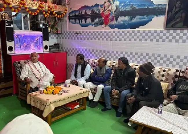 डॉ.प्रवीण तोगड़िया ने की कार्यकर्ताओं से मुलाकात