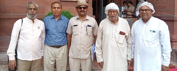 कॉन्फ्रेंस में मौजूद रिटायर्ड पुलिस अधिकारी