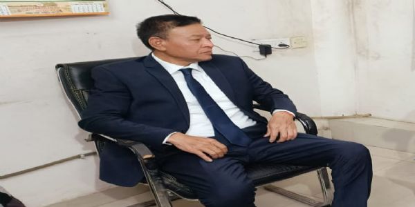 हिन्दुस्थान समाचार सेवा के कार्यालय मे तिब्बती निर्वासित सरकार के राष्ट्रपति पेम्पा त्सेरिंग हिन्दुस्थान समाचार सेवा के कार्यालय मे तिब्बती निर्वासित सरकार के राष्ट्रपति पेम्पा त्सेरिंग