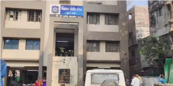 सूरत: लिंबायत पुलिस स्टेशन की छत से कूदकर युवक ने की आत्महत्या