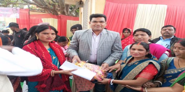 आपकी योजना–आपकी सरकार के शिविर में उमड़ी आम लोगों की भीड़