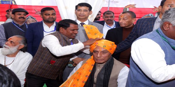 पहलगाम में धर्म पूछकर मारा गया, घटना आज भी करती है विचलित : राजनाथ सिंह