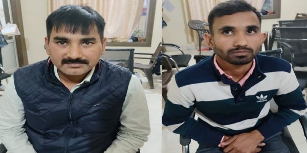 धान क्रय केंद्र पर 10 हजार की रिश्वत लेते विपणन निरीक्षक रंगे हाथ गिरफ्तार