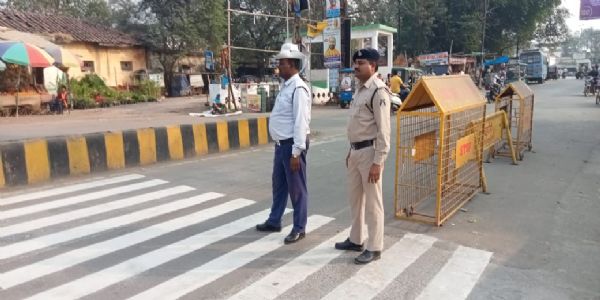 जांजगीर चांपा : ट्रैफिक सिग्नल लाइन का उल्लंघन करने वालों के विरुद्ध की जाएगी चालानी कार्यवाही