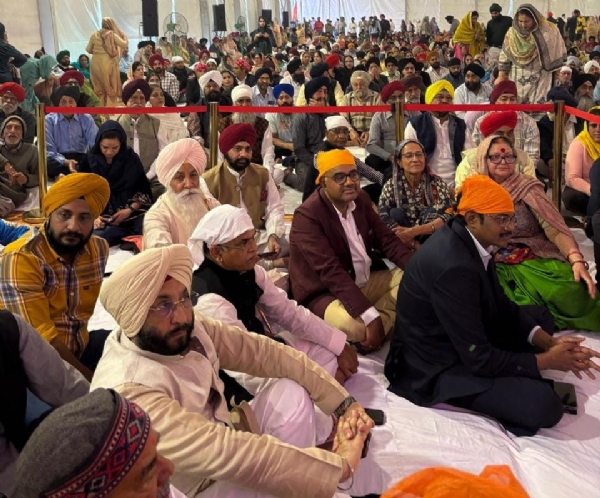 साहित्य और मानवता के रक्षक गुरू तेगबहादुर के आदर्शों पर केंद्रित शोध और अध्ययन को बढ़ावा देना ही इस पीठ की प्राथमिकता साहित्य और मानवता के रक्षक गुरू तेगबहादुर के आदर्शों पर केंद्रित शोध और अध्ययन को बढ़ावा देना ही इस पीठ की प्राथमिकता