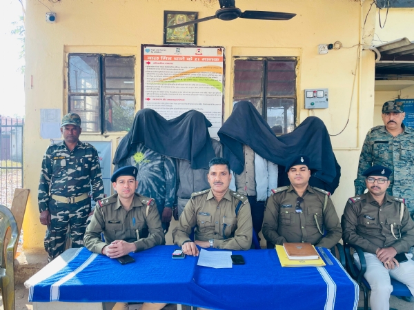 जानकारी देते डीएसपी जानकारी देते डीएसपी