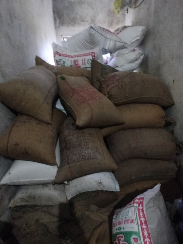 पोड़ी में 30 बोरी अवैध धान किया गया जप्त पोड़ी में 30 बोरी अवैध धान किया गया जप्त